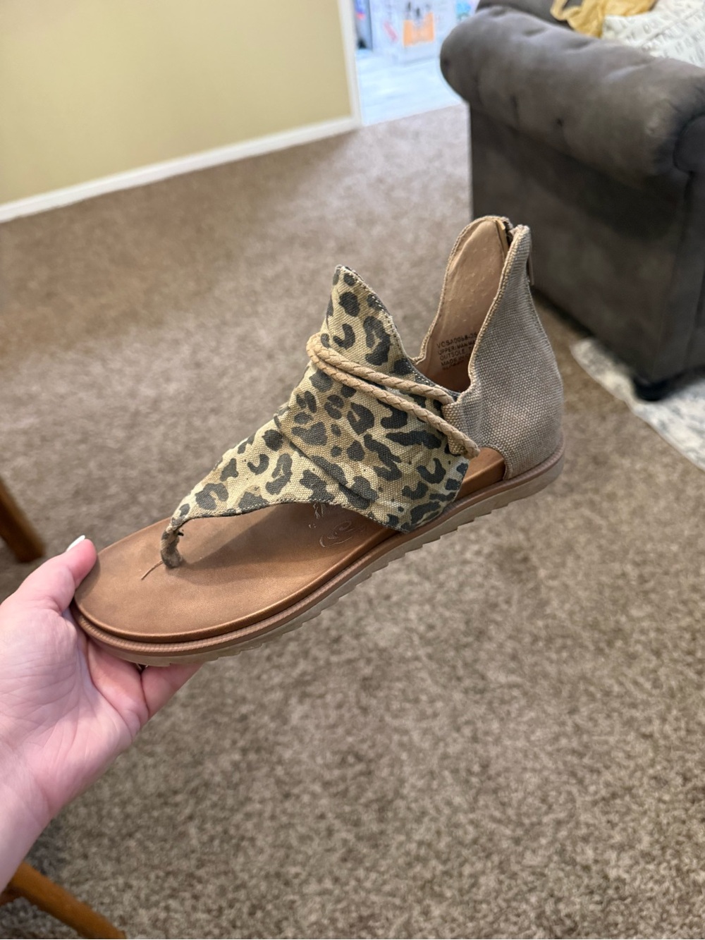 Boutqiue Leopard Print Thong Sandal with Tan Back